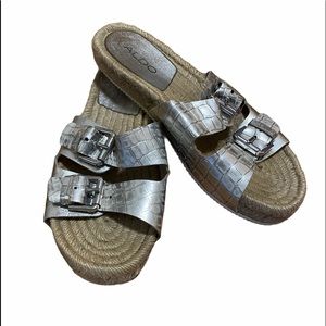 🌸Aldo - Silver Leather Flip Flop Espadrilles